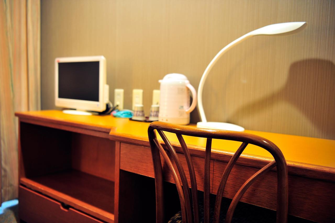 Hotel Kikuei Namba Ōsaka Extérieur photo